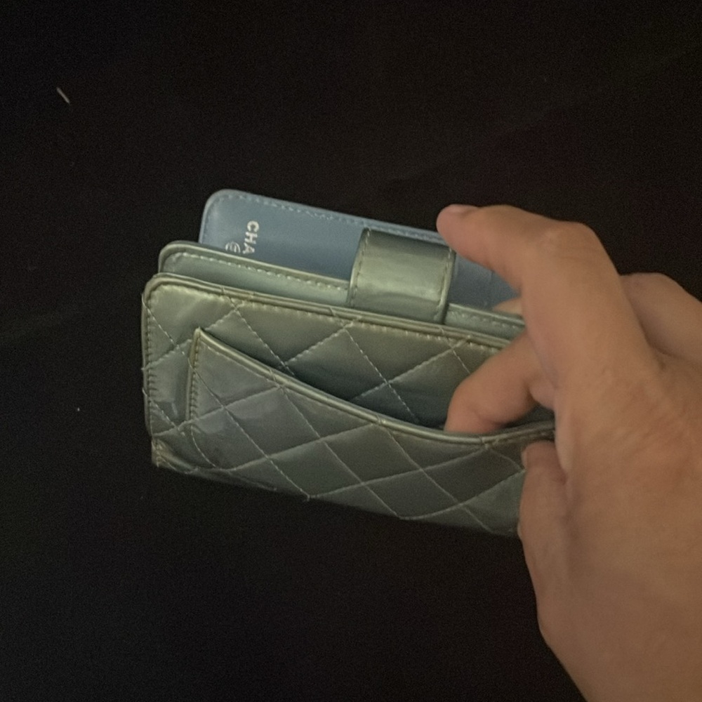 Chanel Auth Medium Matelasse Patent Leather Wallet. P209/07032020 - Picture 11 of 13